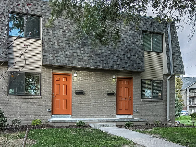 Harrisville Townhomes — Photo 42