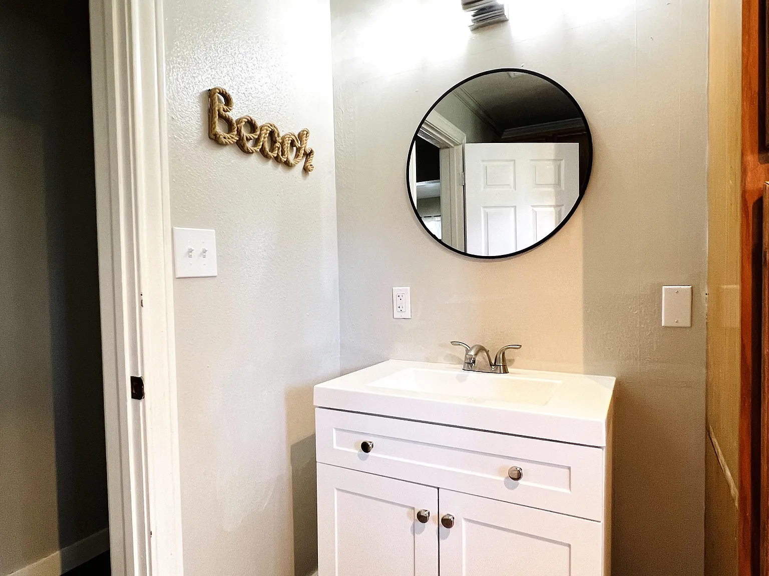4 bed, 3.0 bath, 2800 sqft, $615 — Photo 4
