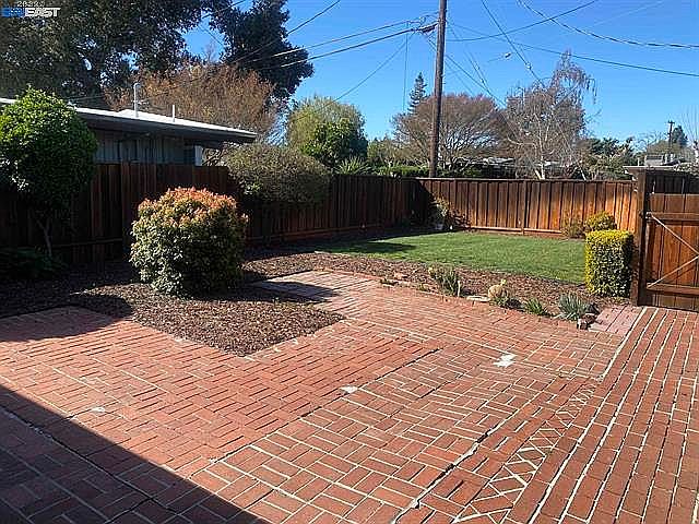 1st image of 752 Menker Ave