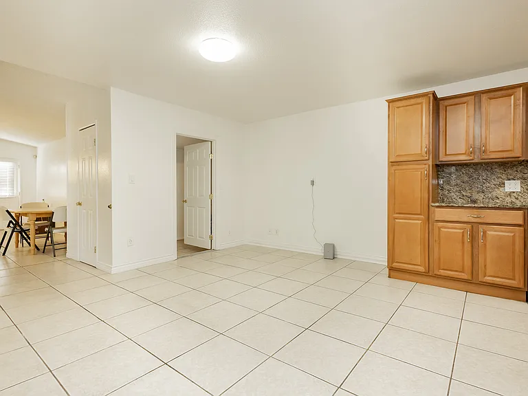 3969 Manford Cir — Photo 6