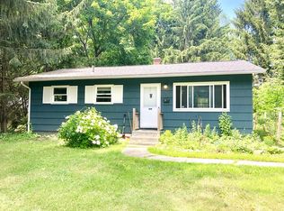 194 Jackson St, Northampton, MA 01060