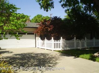 1319 Encina Ave, Modesto, CA 95354