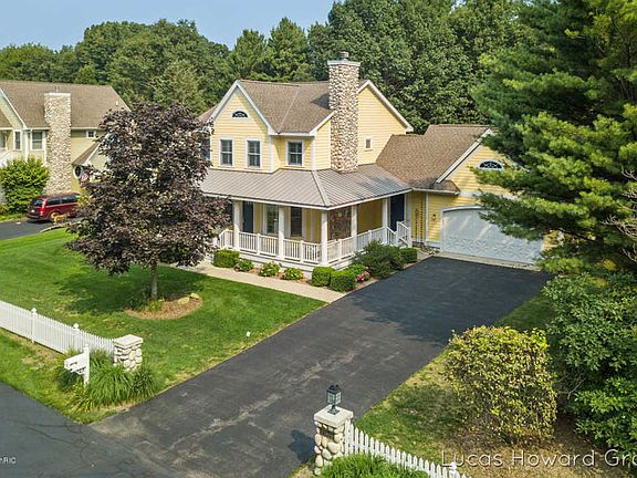 4th image of 77304 Summers Gate Cir
