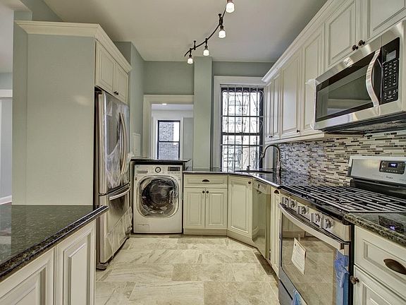 3rd image of 53 Duncan Ave APT 46