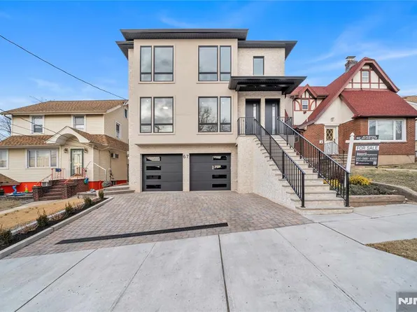 67 W Harwood Ter, Palisades Park, NJ 07650