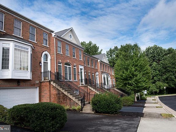 2nd image of 4088 Walnut Cove Cir