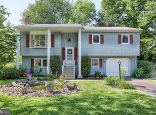 15 Jack Nicklaus Ln, Etters, PA 17319