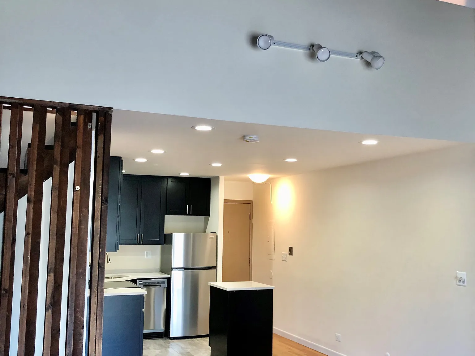 1 bed, 950 sqft, $2,650 — Photo 3