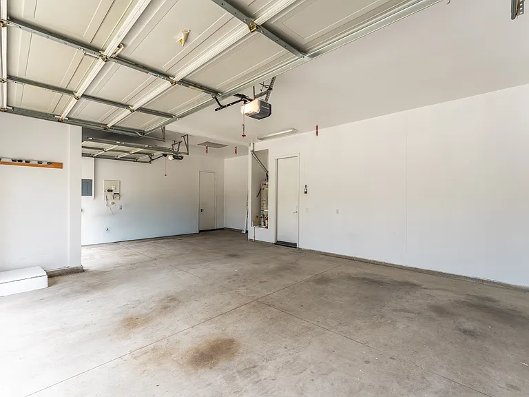 12326 White Horse Ct — Photo 31