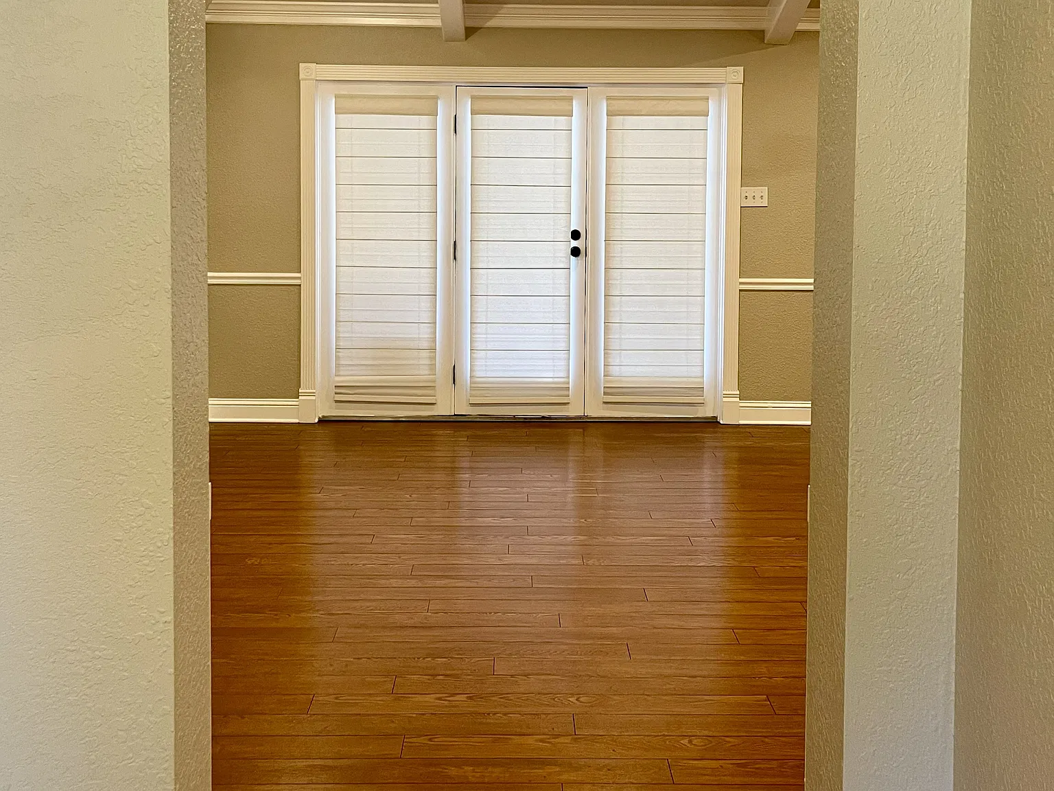 3 bed, 2.5 bath, 2000 sqft, $2,750 — Photo 3