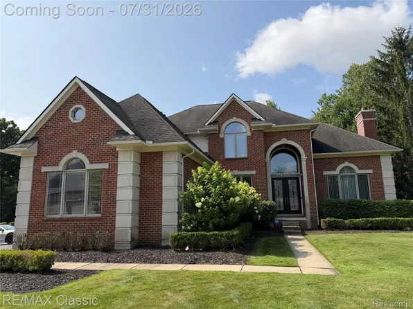 45701 Balfour Ct, Novi, MI 48377