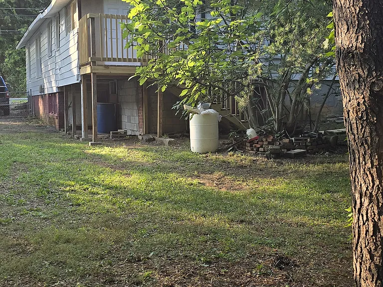 829 Richard Ave — Photo 50