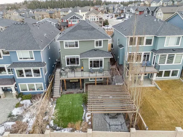 289 SE Jumping Pound Ter, Cochrane, AB T4C 0K2