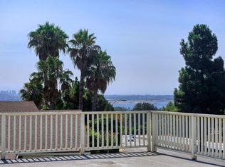 5215 Soledad Mountain Rd, San Diego, CA 92109