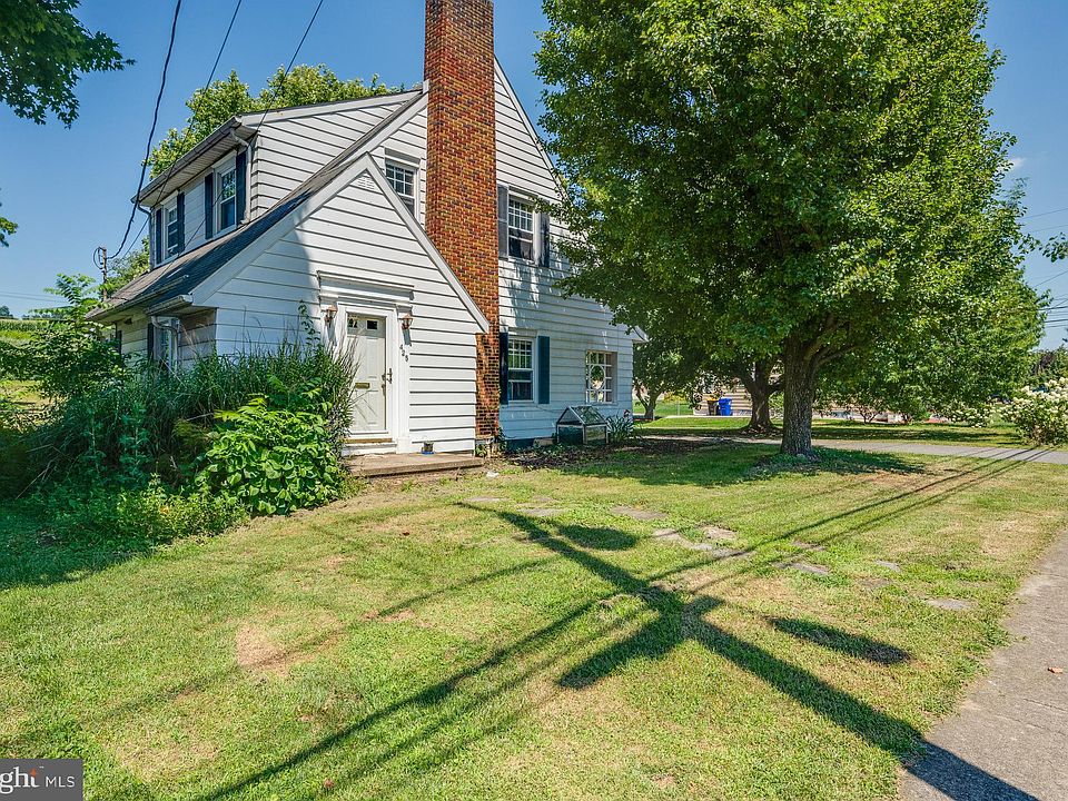 425 E High St, Womelsdorf, PA 19567 Zillow