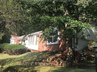 107 Wedgewood Rd, Ravenswood, WV 26164