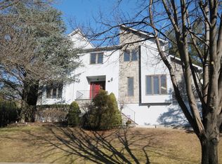 33 Harrison Ct, Woodland Park, NJ 07424