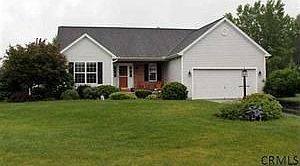 1st image of 8 Plum Ct