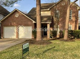 14423 Sun Harbor Dr, Houston, TX 77062