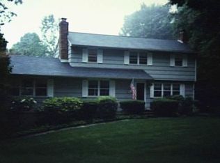 159 Holly Dale Rd, Fairfield, CT 06430