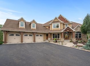 2517 Marsh Point, Victoria, MN 55386