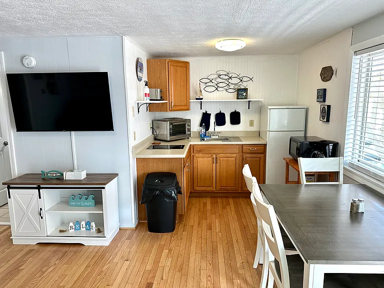 70 E Grand Ave #105 — Photo 8