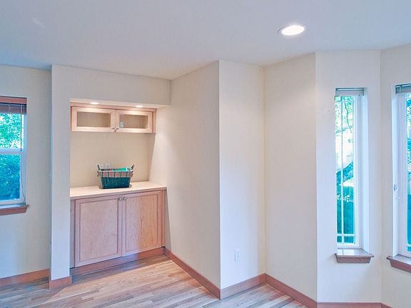 Wet bar or Entertainment Center