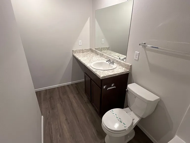 3209 E Jacob Ln — Photo 9