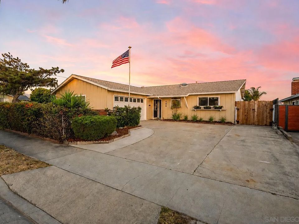 1st image of 448 W Redondo Dr