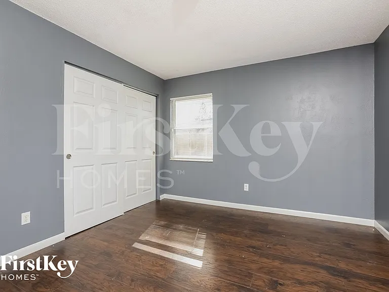 240 Donegal Ave — Photo 11