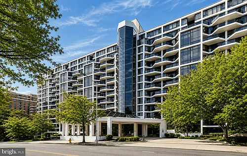 1530 Key Blvd #906 Photo 1