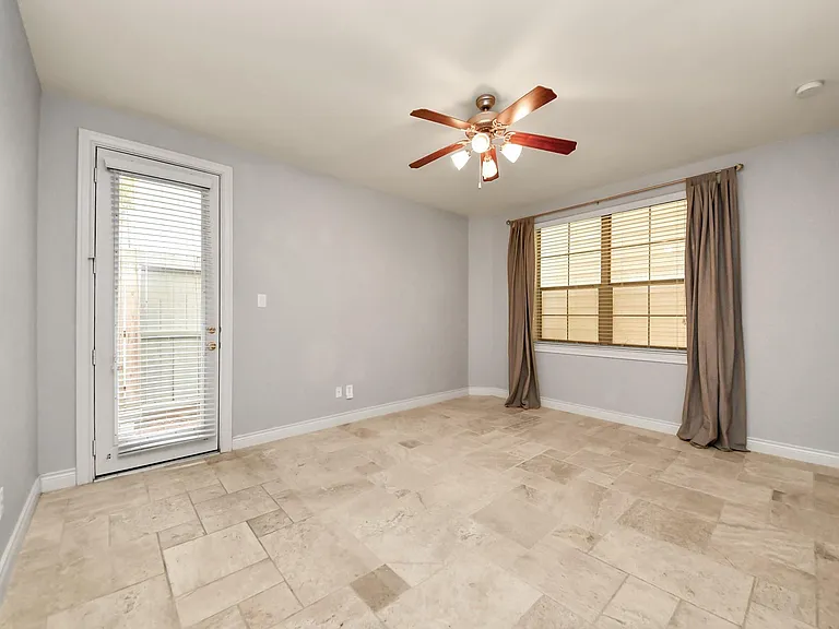 3422 Center St — Photo 16