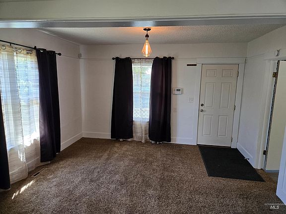 2nd image of 621 7th St