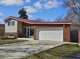 734 N Neva Ave, Addison, IL 60101