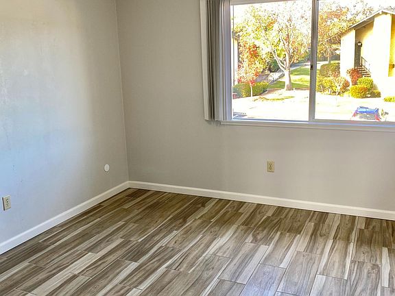 3rd image of 1750 Prefumo Canyon Rd APT 18