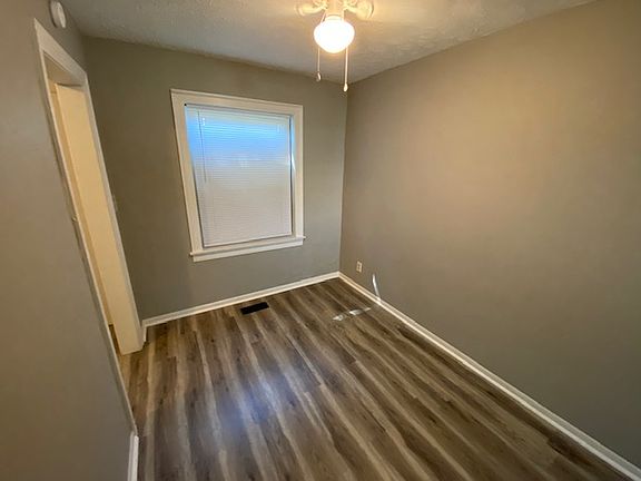 5th image of 2235 Homestead Dr