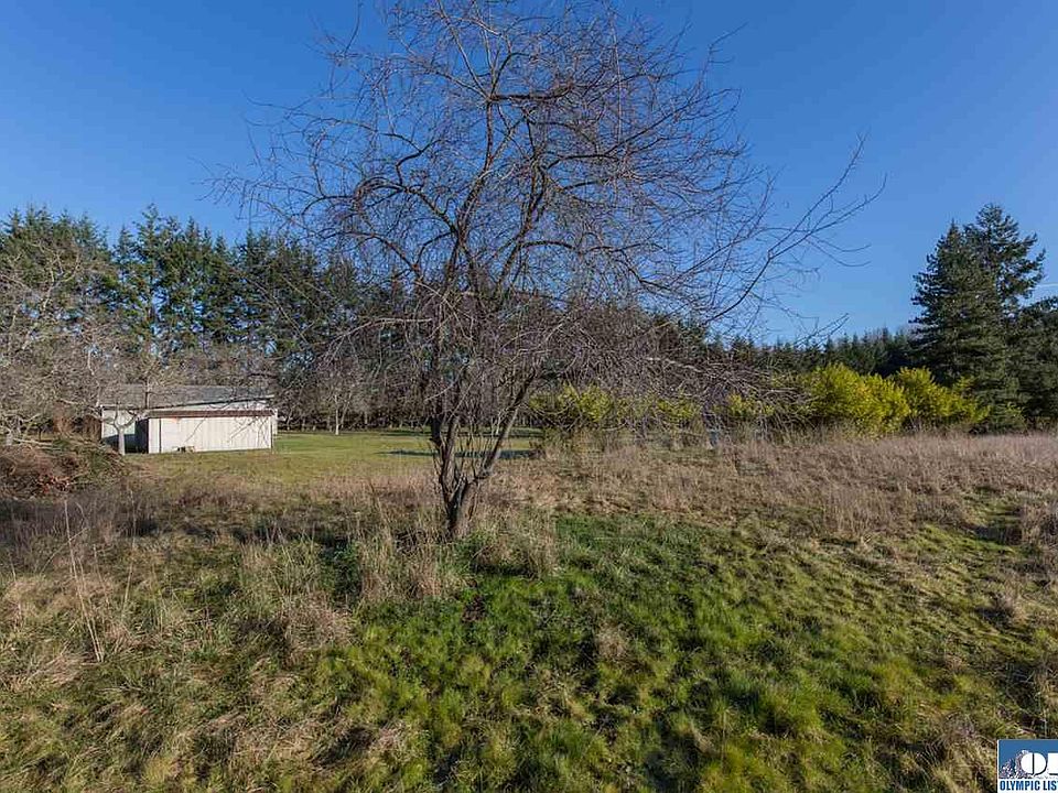 2nd image of 3 Grandview Dr