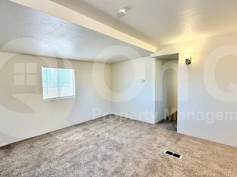 229 N Palm St #7 — Photo 27