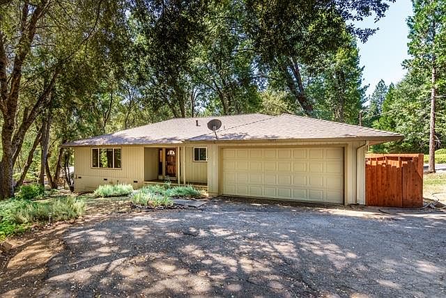 1st image of 23324 Tanager Dr