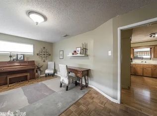 9513 Emerald Dr, Little Rock, AR 72205