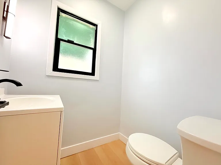 6132 Whitsett Ave #6132 — Photo 24