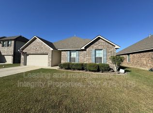118 Garden Oaks Ave, Youngsville, LA 70592