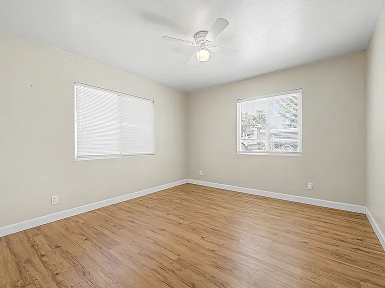 5938 W Ocotillo Rd — Photo 13