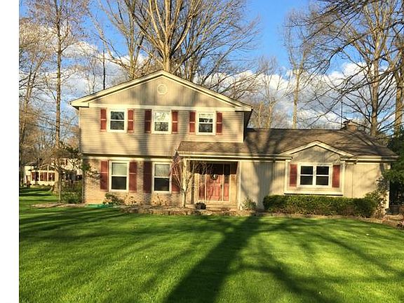 2nd image of 7697 W Parkside Dr