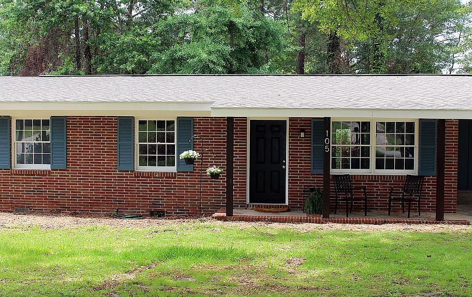 1st image of 105 Forest Hill Dr