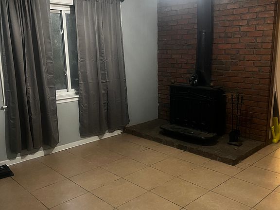 3rd image of 8156 Oakbrook Dr