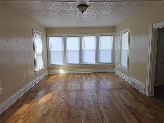4th image of 1009 58th STREET