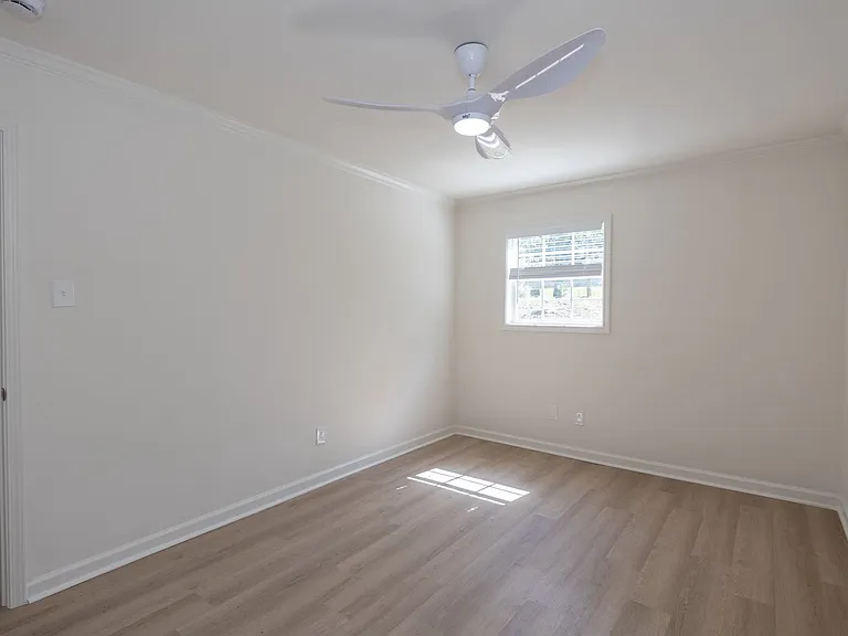 1100 Park Ln #202 — Photo 16