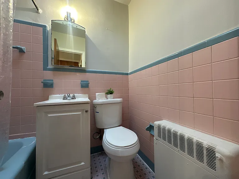 6536 Crescentville Rd #2 — Photo 9