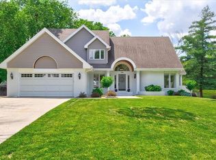 705 S 26th St, West Des Moines, IA 50265